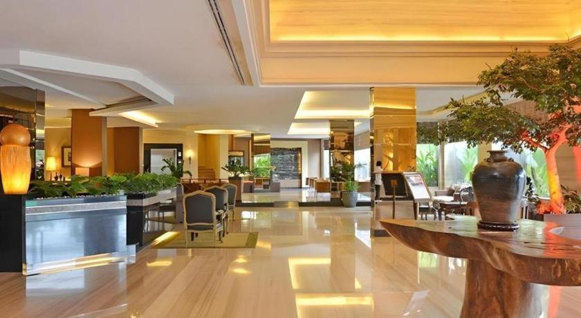 The Axana Hotel Padang  Luaran gambar