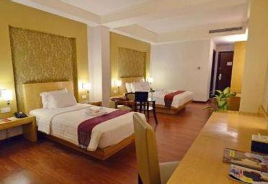 The Axana Hotel Padang  Luaran gambar